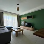 דירה Bayview Seafront 5a *