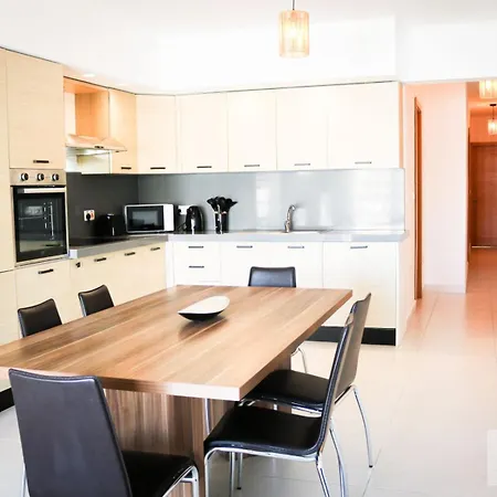 Bayview Seafront 5a Apartment *