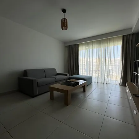 Bayview Seafront 5a Daire *