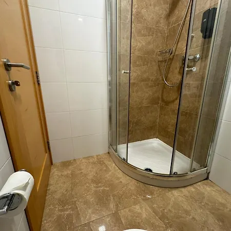 Bayview Seafront 5a Daire