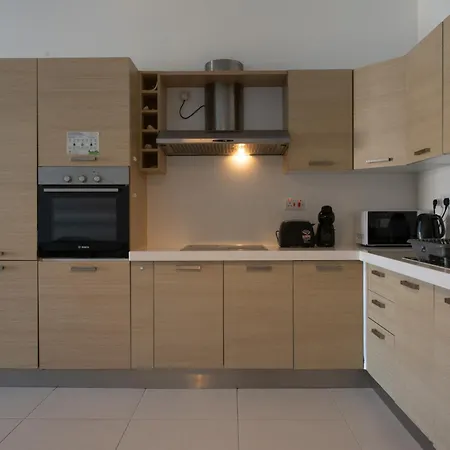 דירה Bayview Seafront 5a